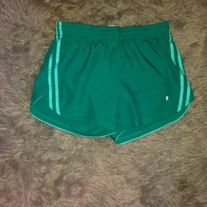 cute green athletic shorts!